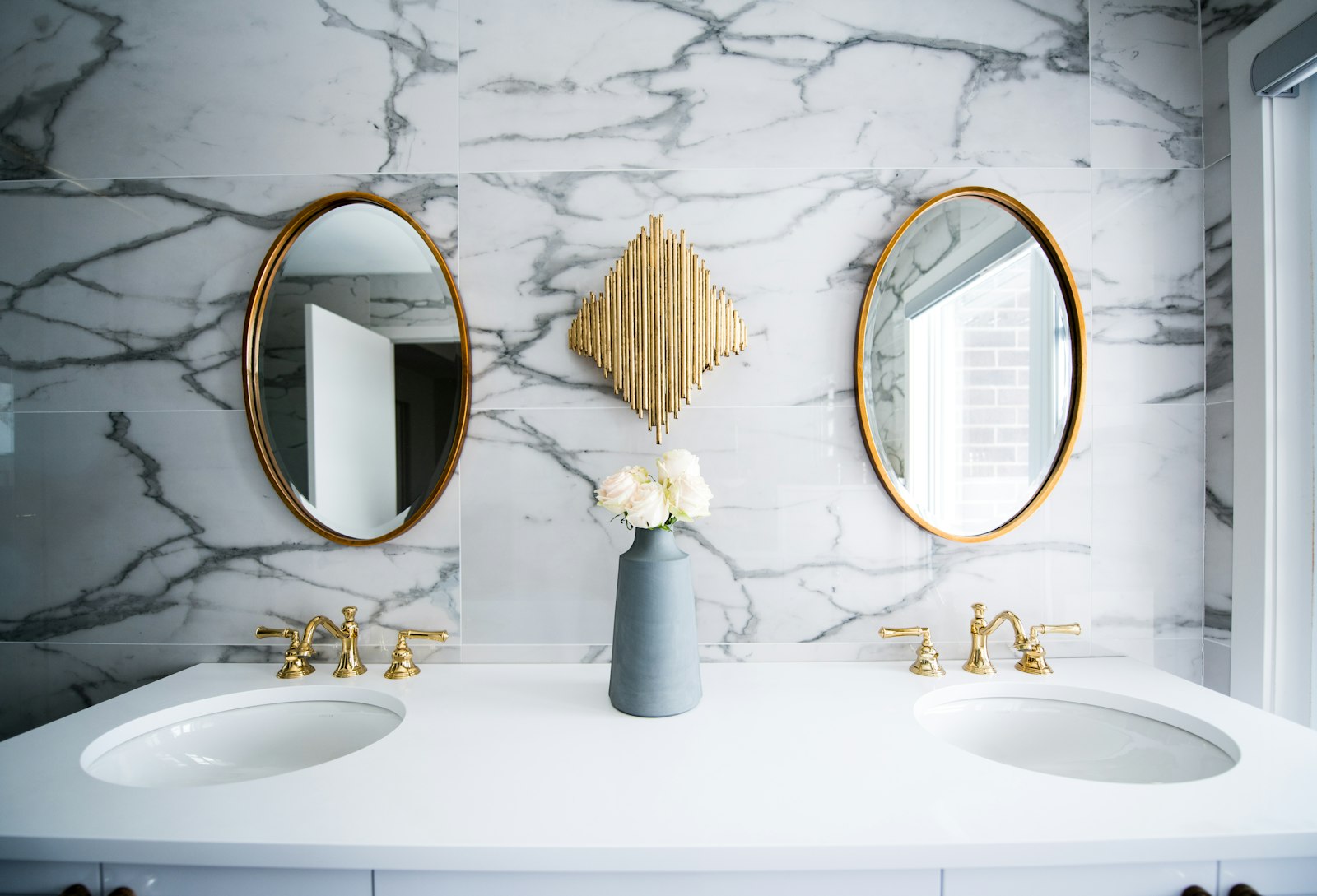 Master bath — gold-trim spa scene with mood lighting